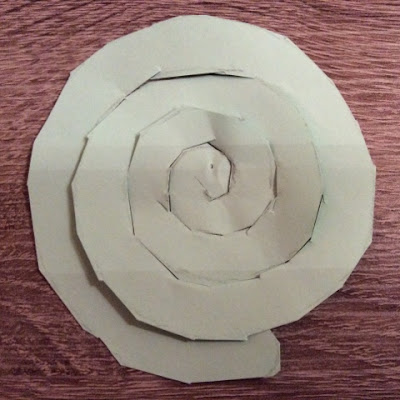 Spirale aus Papier ausgeschnitten