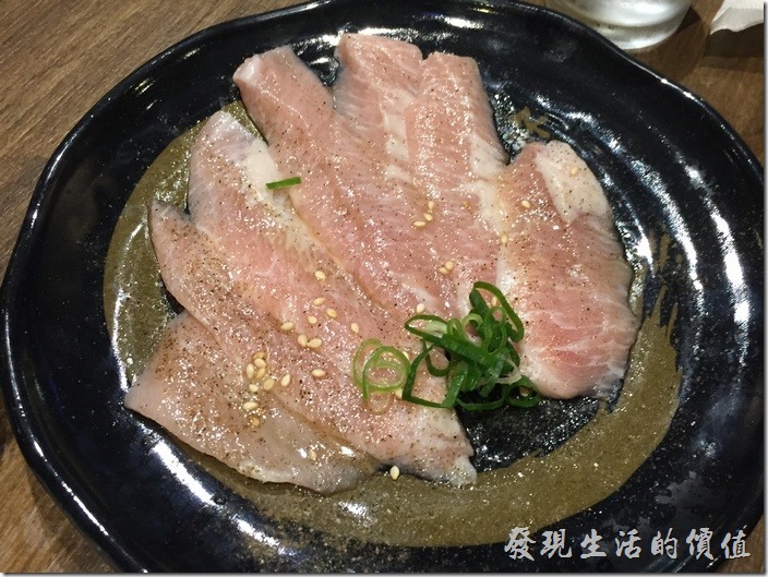台北南港-乾杯燒烤。豬頰肉，NT100。