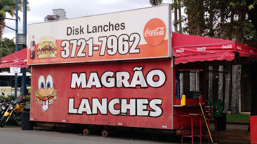 Magrão Lanches, Praça Dom Pedro II, s/n - Centro, Poços de Caldas - MG, 37701-018, Brasil, Loja_de_sanduíches, estado Minas Gerais