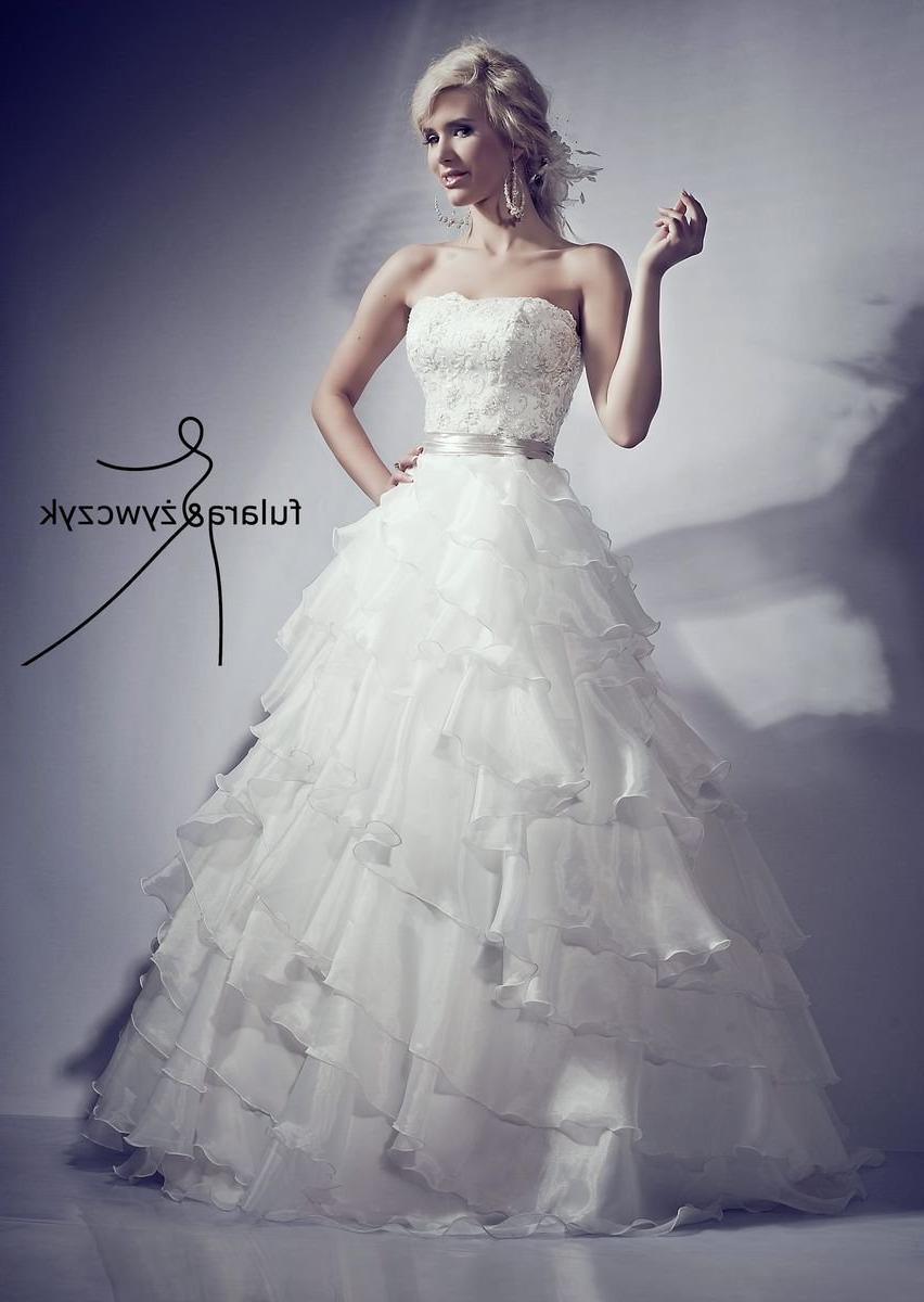 See larger image: Wedding dress 20 2010 11. Add to My Favorites