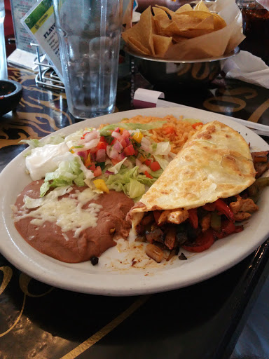 Mexican Restaurant «Tres Potrillos Mexican Restaurant», reviews and photos, 435 Colemans Crossing Blvd, Marysville, OH 43040, USA