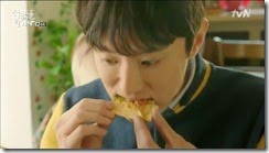 [Lets.Eat.S2.E04.mp4_20150421_191403%255B1%255D%255B2%255D.jpg]