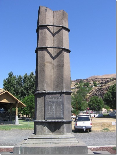 IMG_7802 Pioneer Monument in Wishram, Washington on July 3, 2009