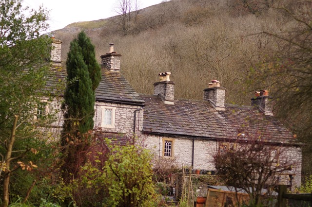 Weekend break in a cosy cottage in Autumn