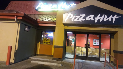 Pizza Restaurant «Pizza Hut», reviews and photos, 4421 Hugh Howell Rd, Tucker, GA 30084, USA