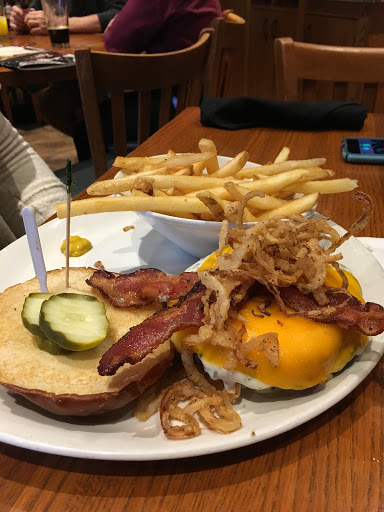 American Restaurant «Granite City Food & Brewery», reviews and photos, 3330 Pilot Knob Rd, Eagan, MN 55121, USA