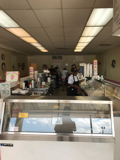 Ice Cream Shop «Mayberry Ice Cream Restaurants», reviews and photos, 946 Summit Ave, Greensboro, NC 27405, USA