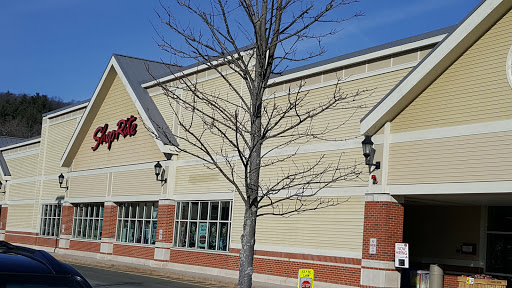 Shopping Mall «The Shoppes at Farmington Valley», reviews and photos, 110 Albany Turnpike, Canton, CT 06019, USA