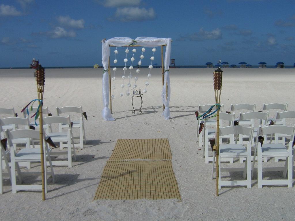 beachy wedding arches