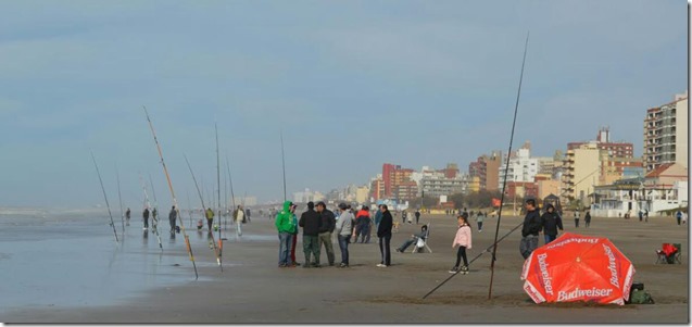 El concurso de pesca variada contó con la participación de pescadores de las distintas localidades del partido de La Costa y de ciudades como Pinamar, Villa Gesell, Mar del Plata y Capital Federal