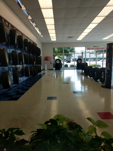 Tire Shop «Firestone Complete Auto Care», reviews and photos, 49 E Antrim Dr, Greenville, SC 29607, USA