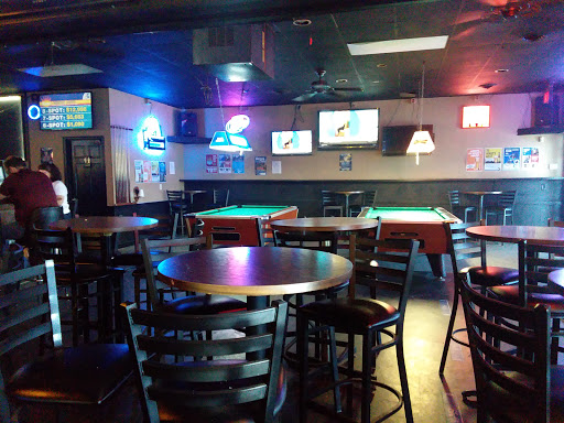 Bar & Grill «Misty Nights Bar & Grill», reviews and photos, 4241 N St Peters Pkwy, St Peters, MO 63304, USA