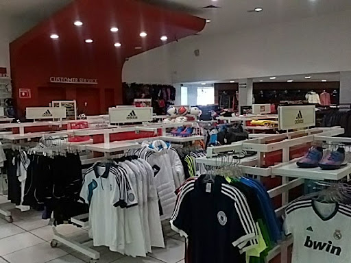 Innovasport Zacatecas, Boulevard López Portillo #1, Local 4,5 26 al 29 cruce con Calzada García Salinas, Col. Fovisste, 98064 Zacatecas, Zac., México, Tienda de ropa de deportes | Zacatecas