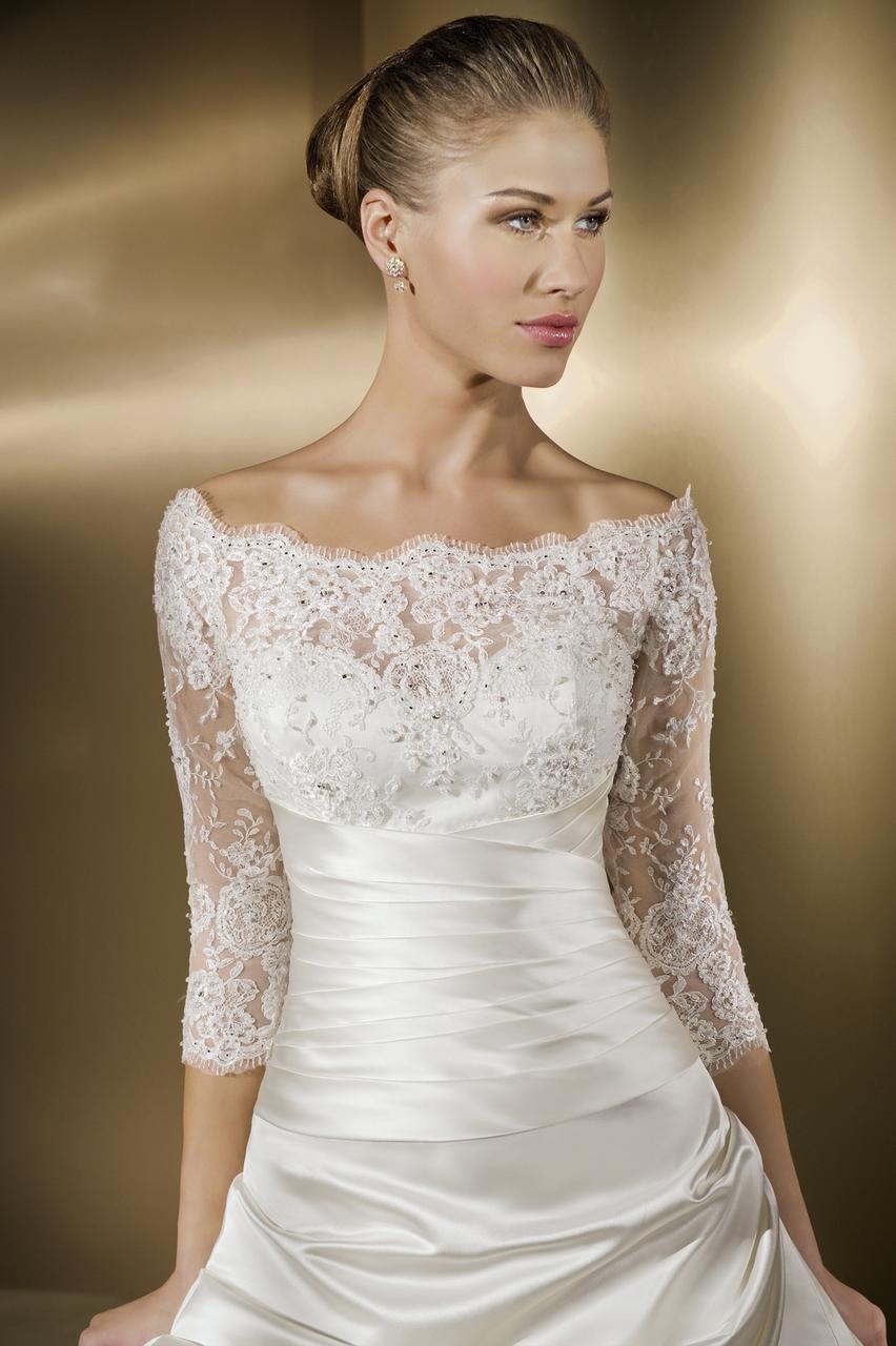 Beauteous Dropped Side-Draped Lace Embroider Ruched Cathedral Train Teffeta