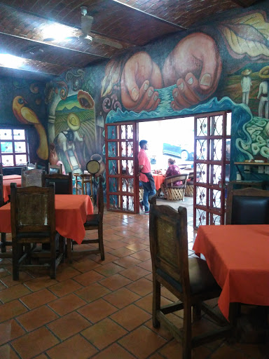 Hacienda De Don Pedro, Poniente 22, Ajijic, 45920 Ajijic, Jal., México, Restaurante | JAL