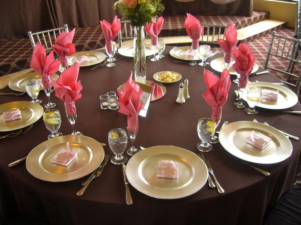 Chocolate linens and pink