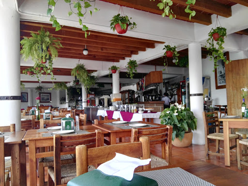 Restaurante Paraíso, Fray Gregorio Jiménez de La Cuenca S/N, Valle de Bravo, Centro, 51200 Valle de Bravo, Méx., México, Restaurantes o cafeterías | EDOMEX