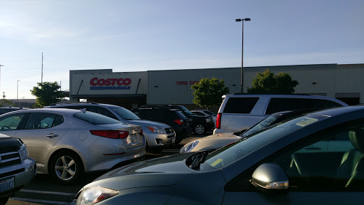 Warehouse store «Costco Wholesale», reviews and photos, 4401 4th Ave S, Seattle, WA 98134, USA