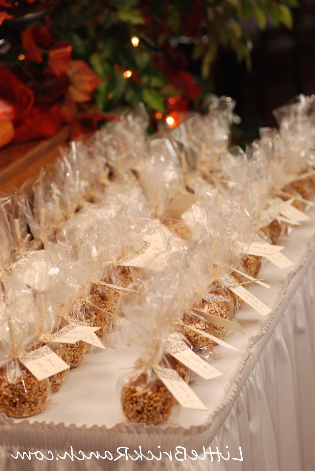 Wedding favors Seating cards: