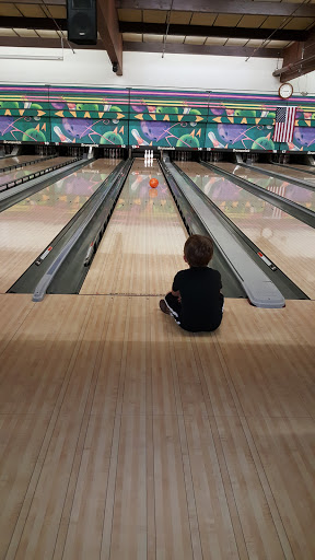 Bowling Alley «Woodland Lanes», reviews and photos, 33775 Plymouth Rd, Livonia, MI 48150, USA