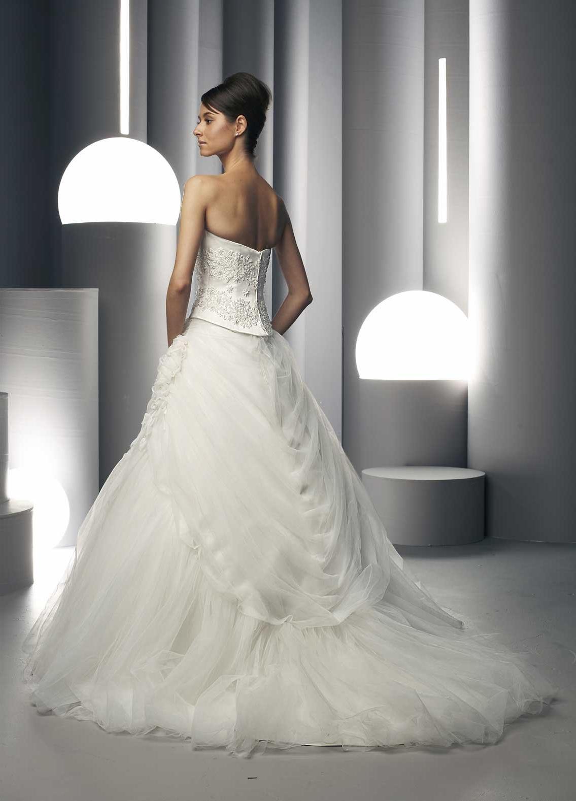 Buy Bridal Gowns Fashion