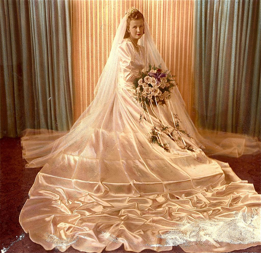 1943 wedding dress