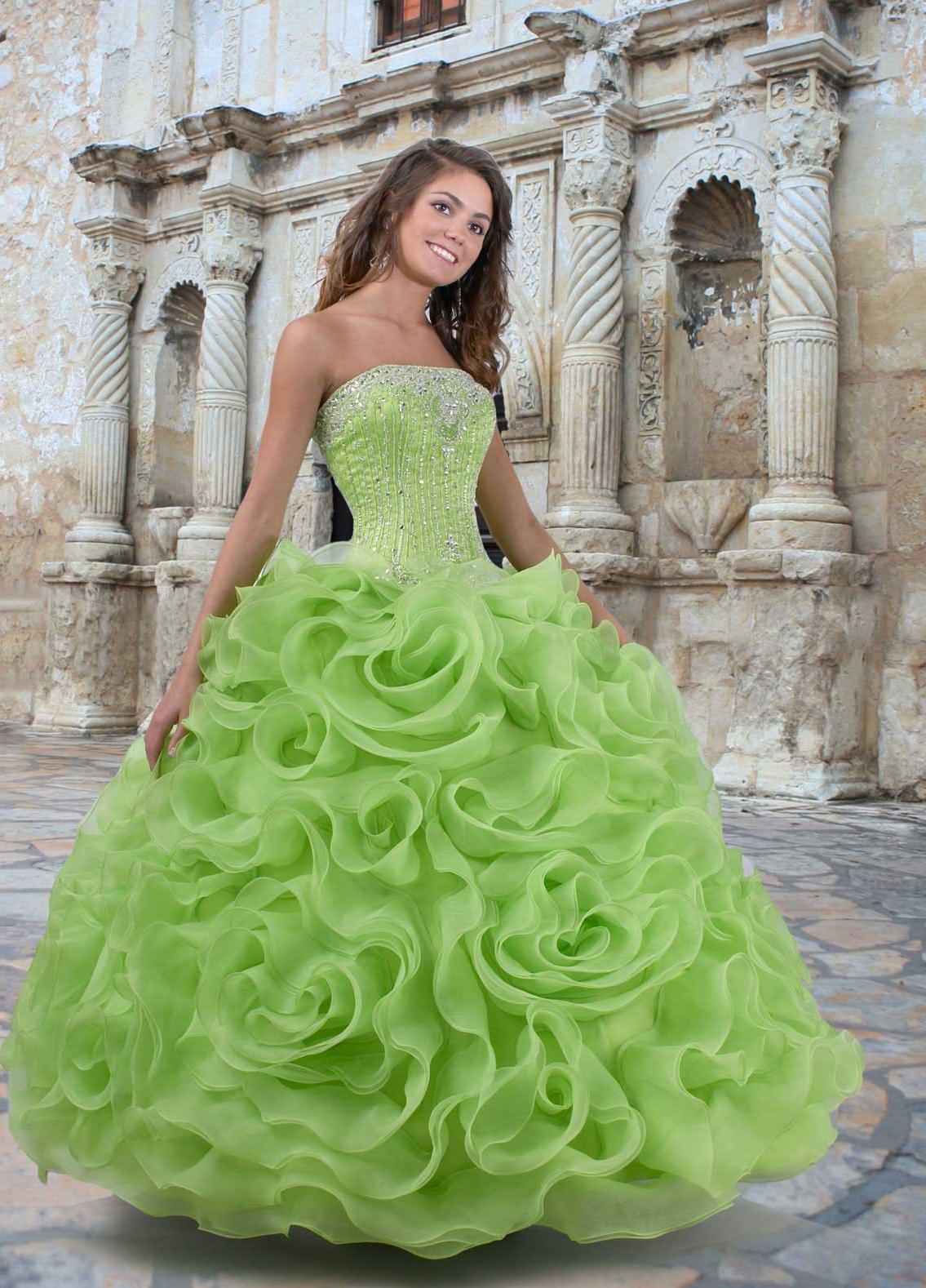 The green wedding dress
