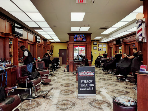 Barber Shop «Famous Fadez Schaumburg», reviews and photos, 853 E Algonquin Rd, Schaumburg, IL 60173, USA