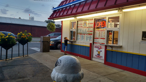 Ice Cream Shop «Dairy Zone», reviews and photos, 2219 E University Ave, Des Moines, IA 50317, USA