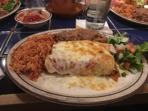 Mexican Restaurant «El Nibble Nook», reviews and photos, 27725 W 8 Mile Rd, Livonia, MI 48152, USA