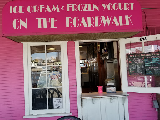 Ice Cream Shop «Ice Cream & Frozen Yogurt On The Boardwalk», reviews and photos, 429 Shoreline Village Dr, Long Beach, CA 90802, USA