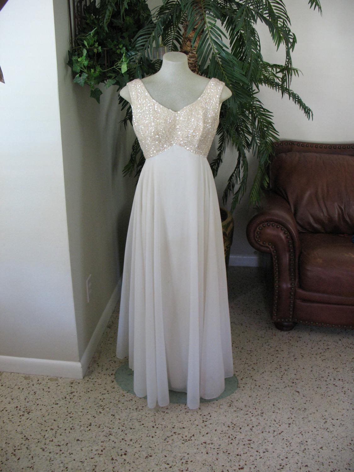 Vintage Princess Wedding Dress White Chiffon Gown Formal Attire Beaded