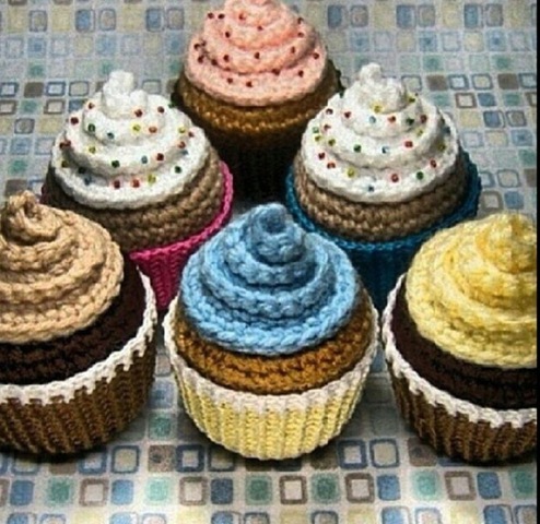 [Crochet%2520cakes%252002%255B4%255D.jpg]