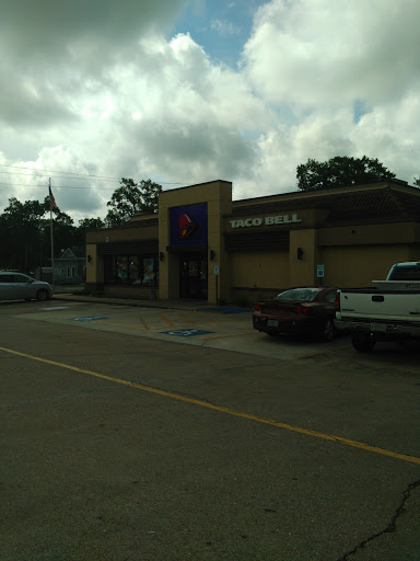 Taco Restaurant «Taco Bell», reviews and photos, 411 N Pine St, DeRidder, LA 70634, USA