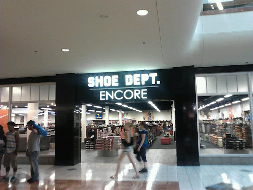 Shoe Store «Shoe Dept. Encore», reviews and photos, 9617 N Metro Pkwy W #1022, Phoenix, AZ 85051, USA