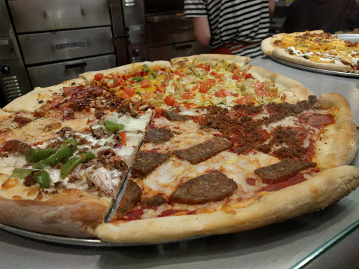 Pizza Restaurant «Mesa Pizza Uptown», reviews and photos, 1440 W Lake St, Minneapolis, MN 55408, USA