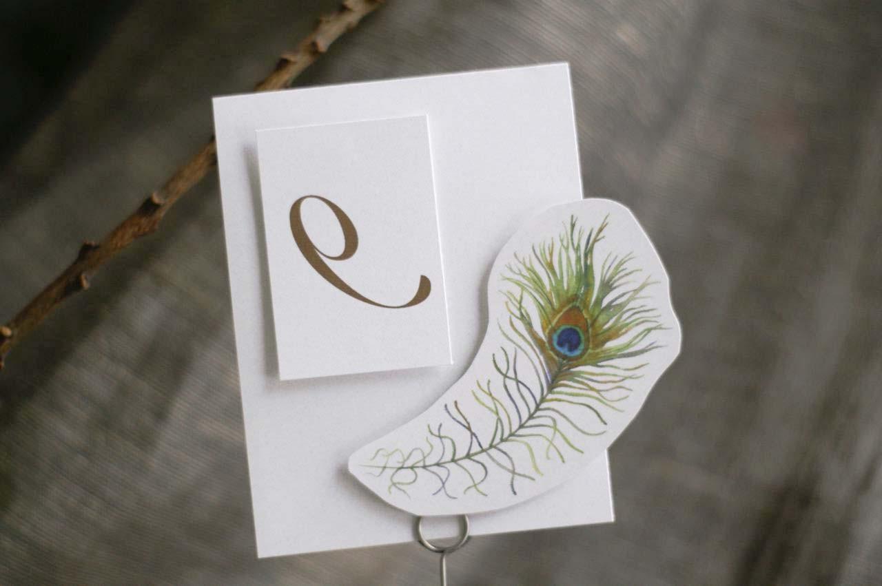 feather table decorations for