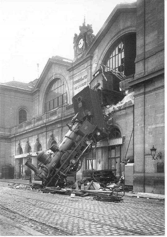 train_wreck_at_montparnasse_1895