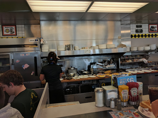 Breakfast Restaurant «Waffle House», reviews and photos, 2850 Gh Dr, Austinburg, OH 44010, USA