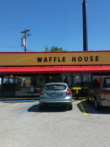 Breakfast Restaurant «Waffle House», reviews and photos, 64 Broadway St, Dry Ridge, KY 41035, USA