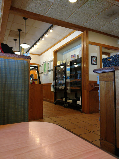 Restaurant «Perkins Restaurant & Bakery», reviews and photos, 960 W Poplar Ave, Collierville, TN 38017, USA