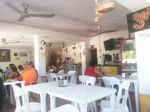 El Popular Camote Restaurante, Calle 26 26, Chelem, Yuc., México, Restaurante de comida para llevar | YUC