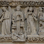 DSC05969.JPG - 12.06.2015. Amiens; Katedra Notre - Dame; portal; Sad Ostateczny; zwróć uwagę na diabła oszukujacego &quot;na wadze&quot;