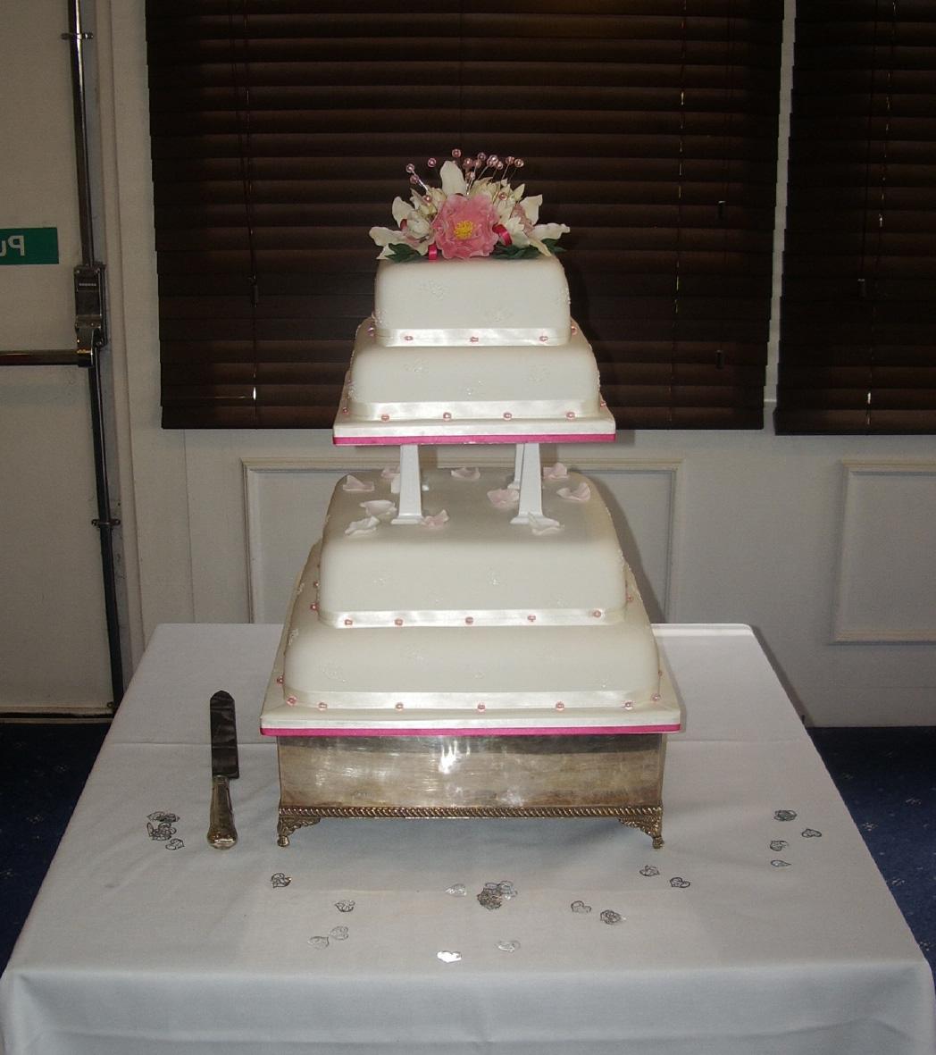 Drape Wedding cake with