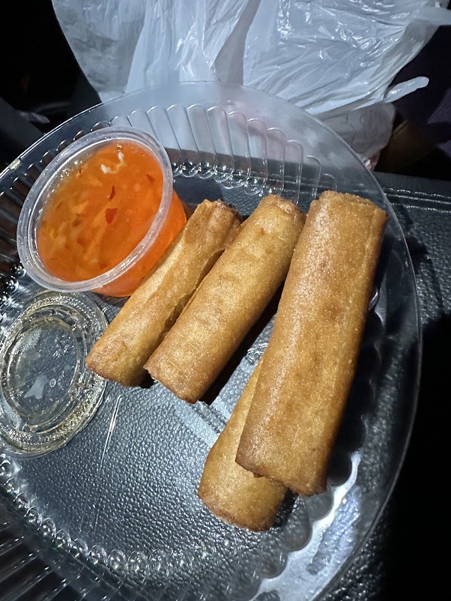 Filipino Chicken Lumpia Spring Rolls