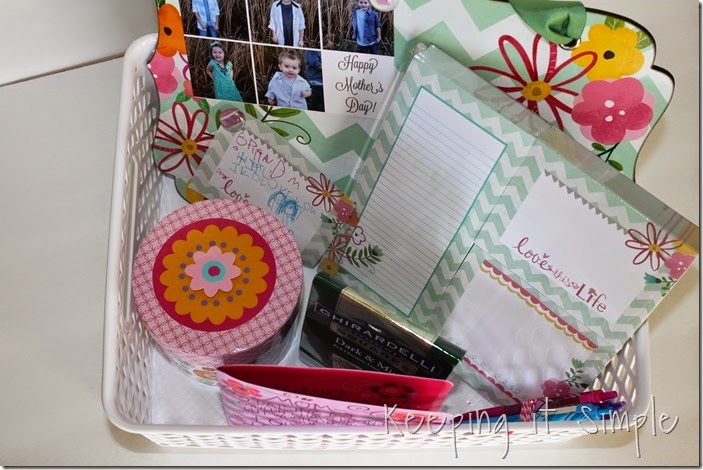 #ad DIY-Photo-Gift-Perfect-For-Mother's-Day #BestMomsDayEver (34)