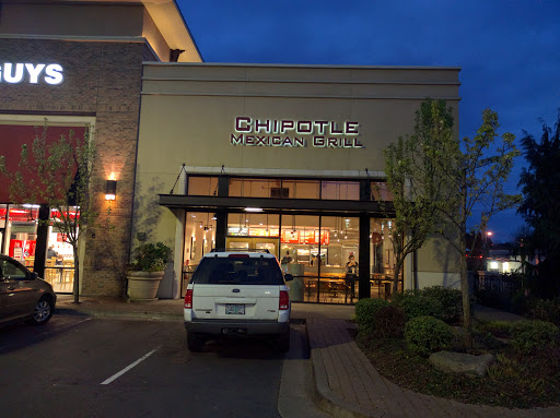 Mexican Restaurant «Chipotle Mexican Grill», reviews and photos, 7003 SW Nyberg St, Tualatin, OR 97062, USA