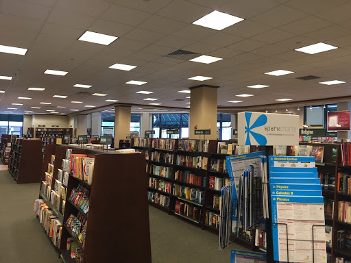 Book Store «Barnes & Noble», reviews and photos, 5701 Sunset Dr #196, South Miami, FL 33143, USA