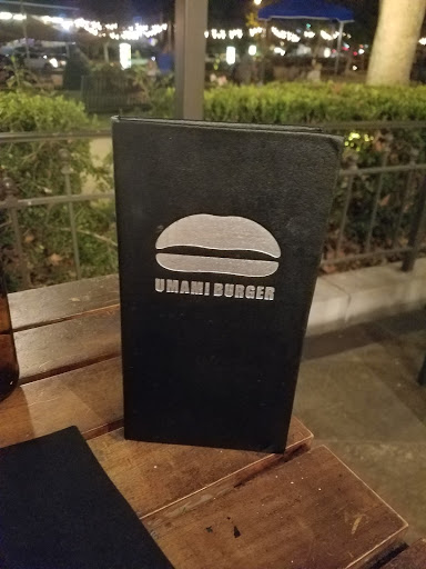 Hamburger Restaurant «Umami Burger Thousand Oaks», reviews and photos, 2200 Thousand Oaks Blvd, Thousand Oaks, CA 91362, USA