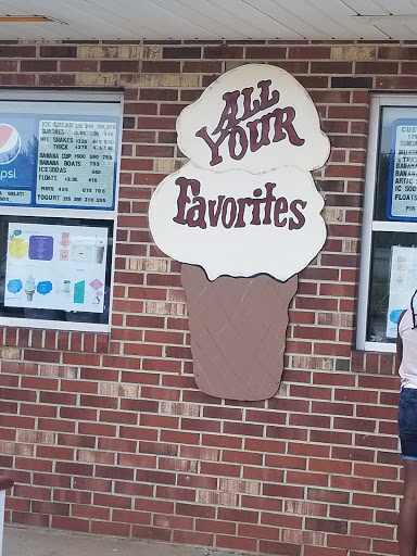 Ice Cream Shop «Custard Coral», reviews and photos, 2100 E Broad St, Millville, NJ 08332, USA